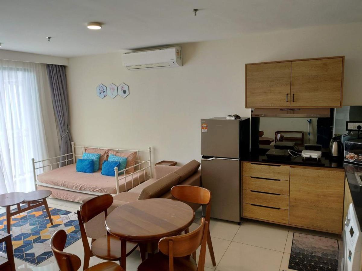 Casa Raudhah @ Timurbay Seafront Residence Kampung Sungai Karang Εξωτερικό φωτογραφία